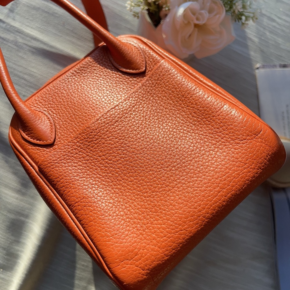Hermes Orange Clemence Palladium Plated Lindy Bag 30 - Picture 7 of 12